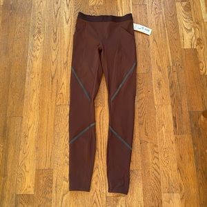 NWT Lululemon Esker Reflective Tight